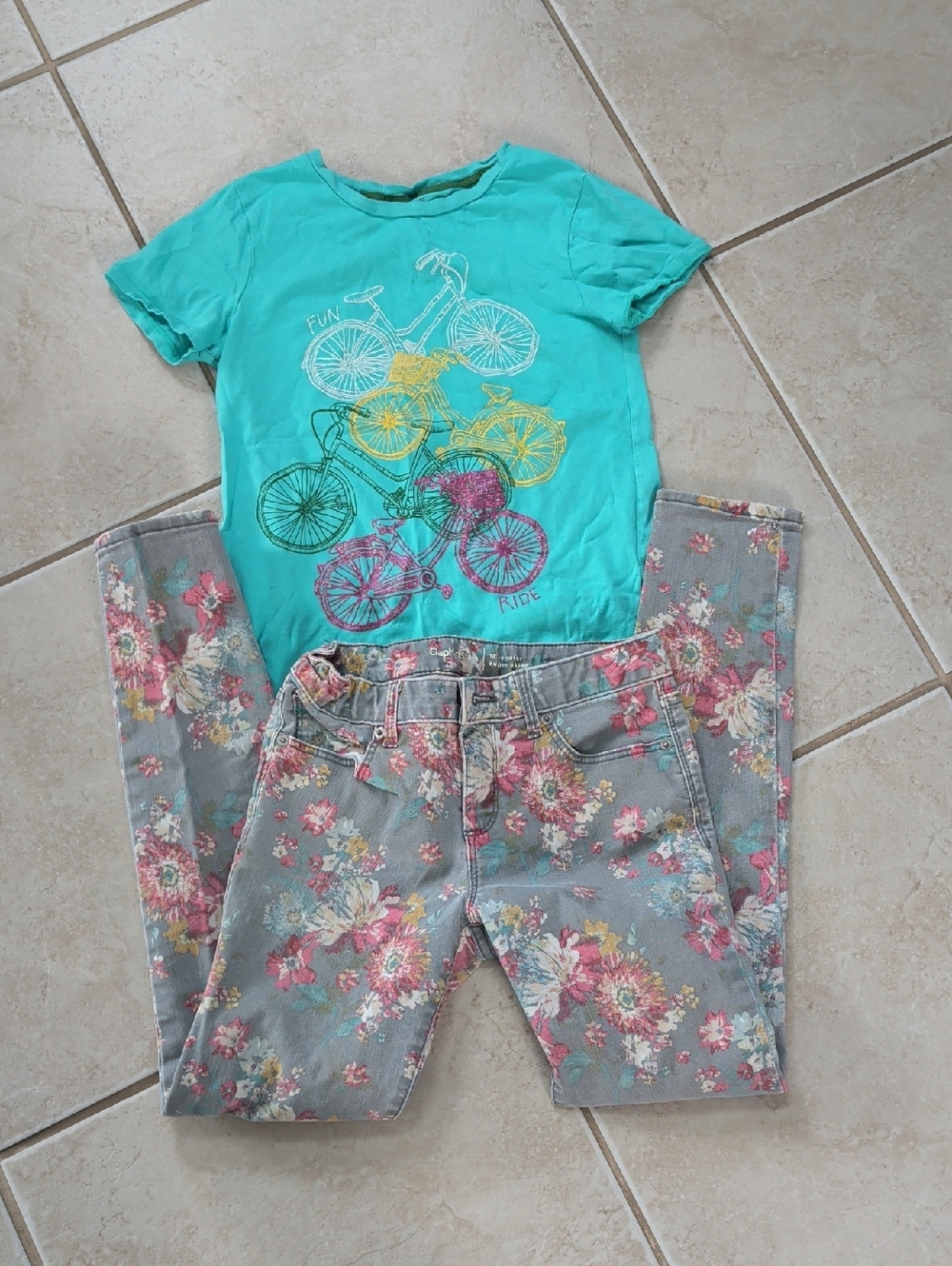 GAP Girls Size 12 Teal Bike Graphic Tee with Floral Gray Jeans Set